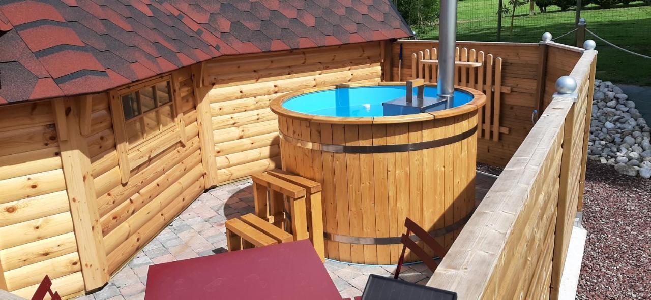 Kota Scandinave Avec Son Bain Nordique Privatif - Gite Du Moulin 62130 Pierremont Exterior foto